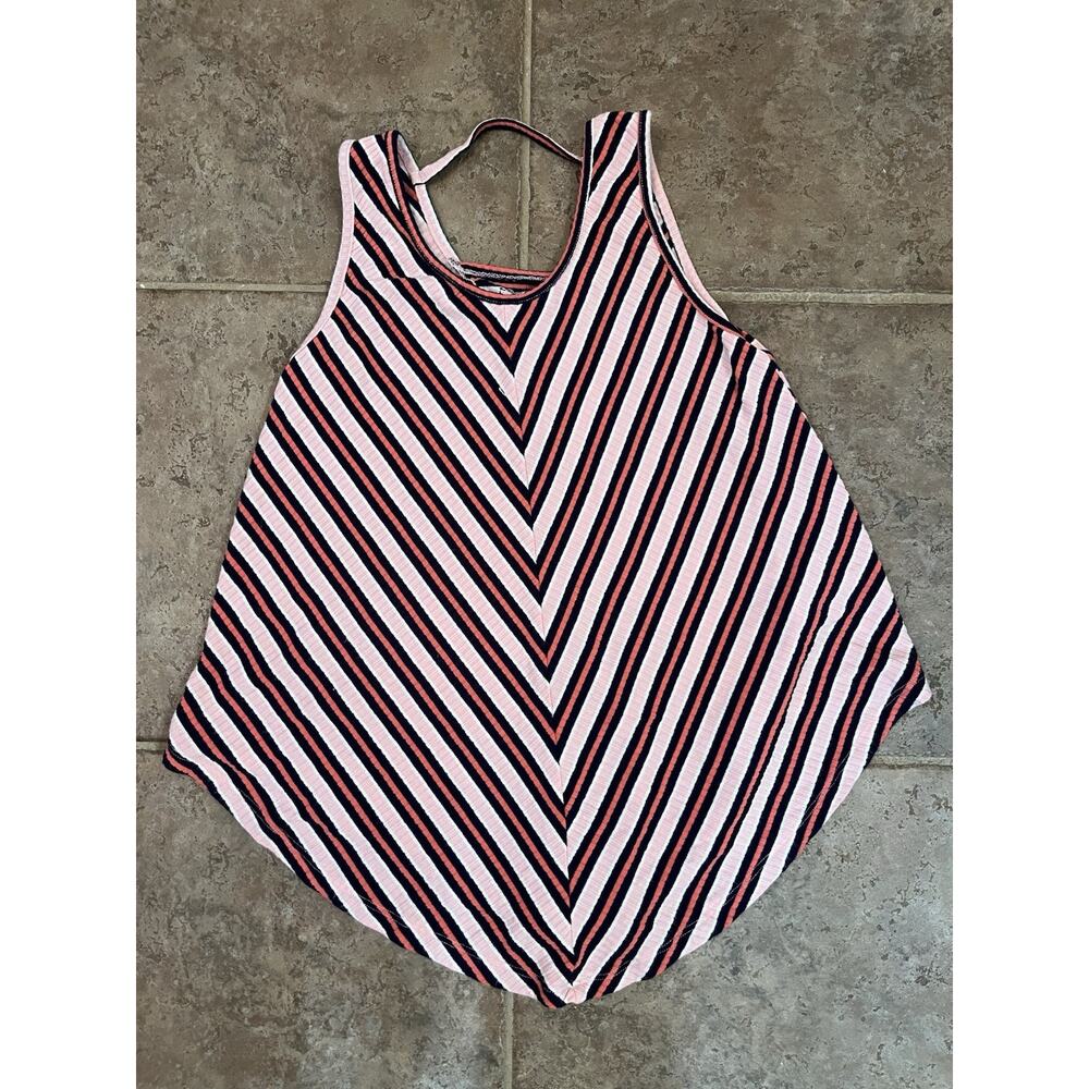 Art Class Large 10/12 Pink Striped Swing Flowy Tank Top Curved Hem Chevron Print